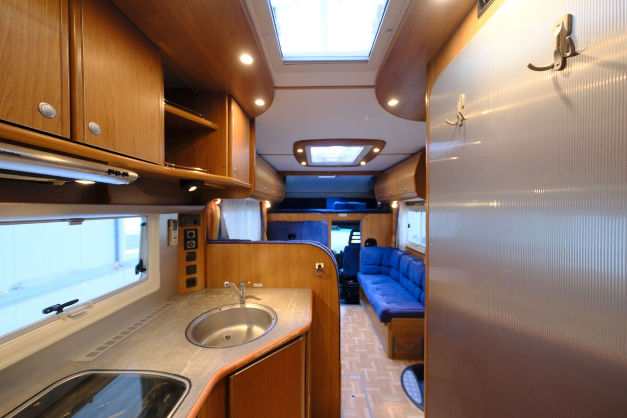 Alcove motorhome Dethleffs Globetrotter A 8000 XXL/Festbett/Garage/Solar: picture 13