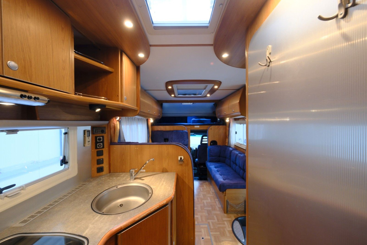 Alcove motorhome Dethleffs Globetrotter A 8000 XXL/Festbett/Garage/Solar: picture 11