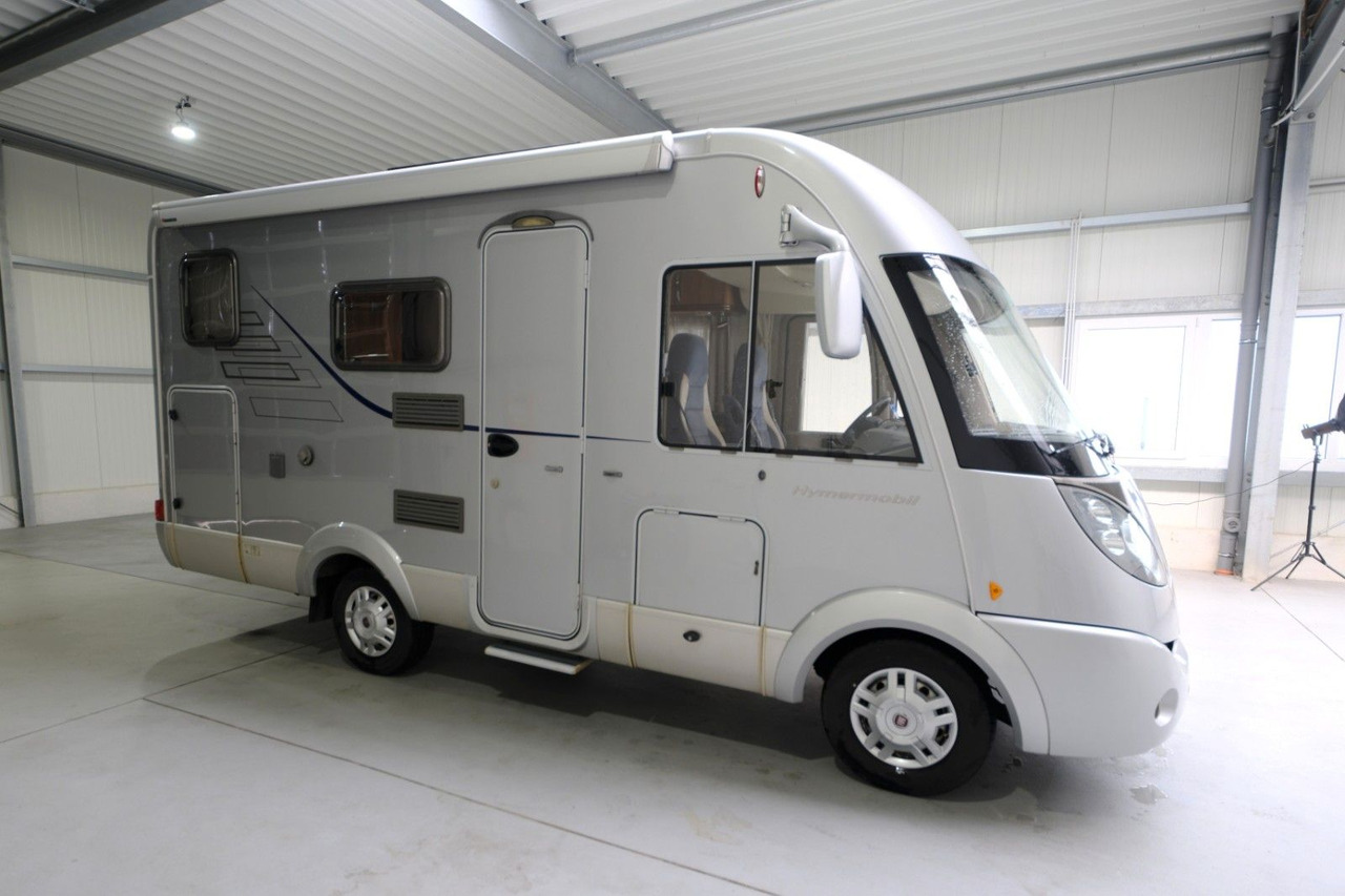 HYMER / ERIBA / HYMERCAR B 504 CL/Festbett+Hubbett/Solar/Klima/Garage/TOP - Integrated motorhome: picture 1 HYMER / ERIBA / HYMERCAR B 504 CL/Festbett+Hubbett/Solar/Klima/Garage/TOP - Integrated motorhome: picture 1