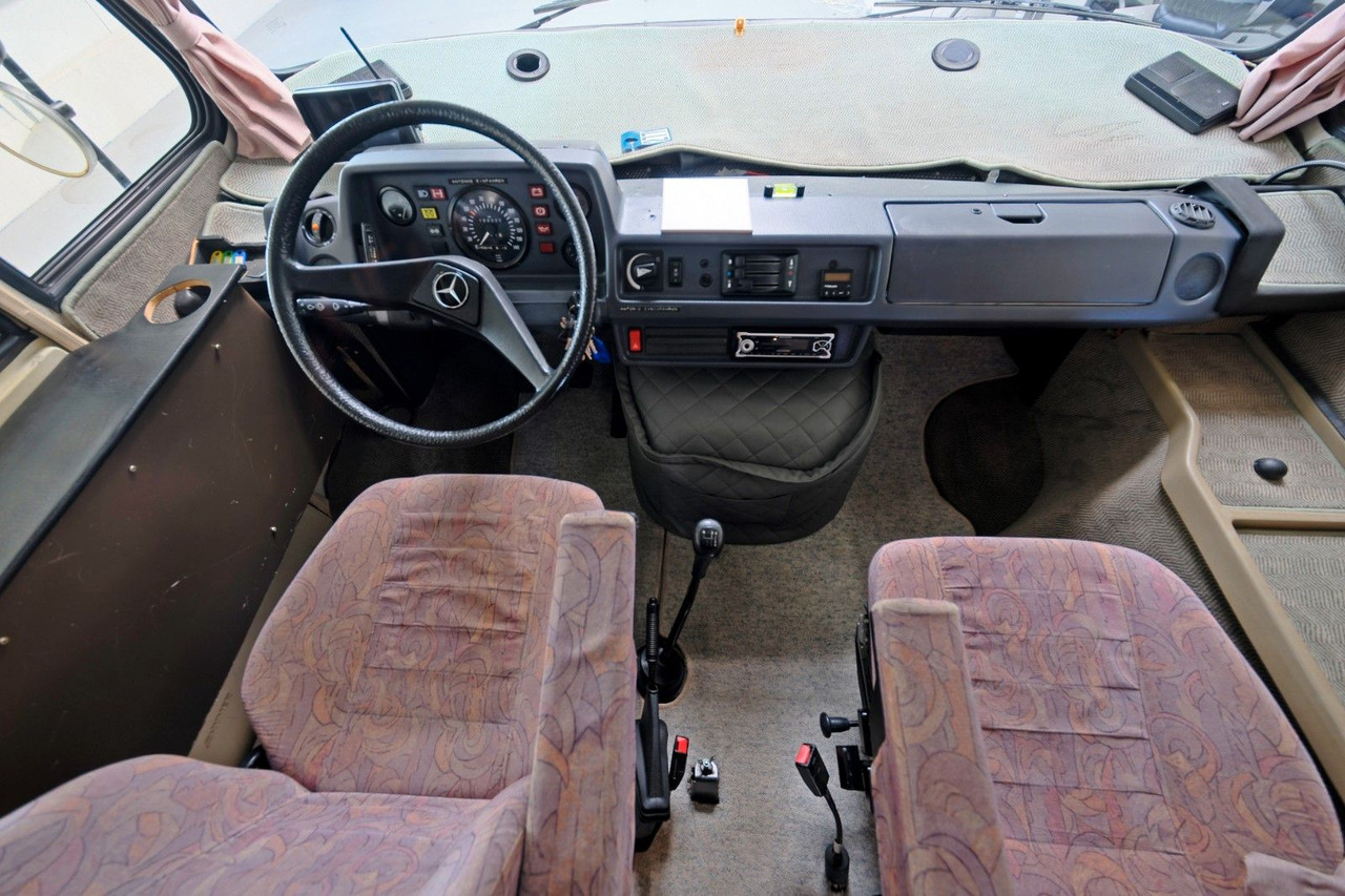 HYMER / ERIBA / HYMERCAR S 700/Festbett+Hubbett/Standklima/Markise - Integrated motorhome: picture 5 HYMER / ERIBA / HYMERCAR S 700/Festbett+Hubbett/Standklima/Markise - Integrated motorhome: picture 5