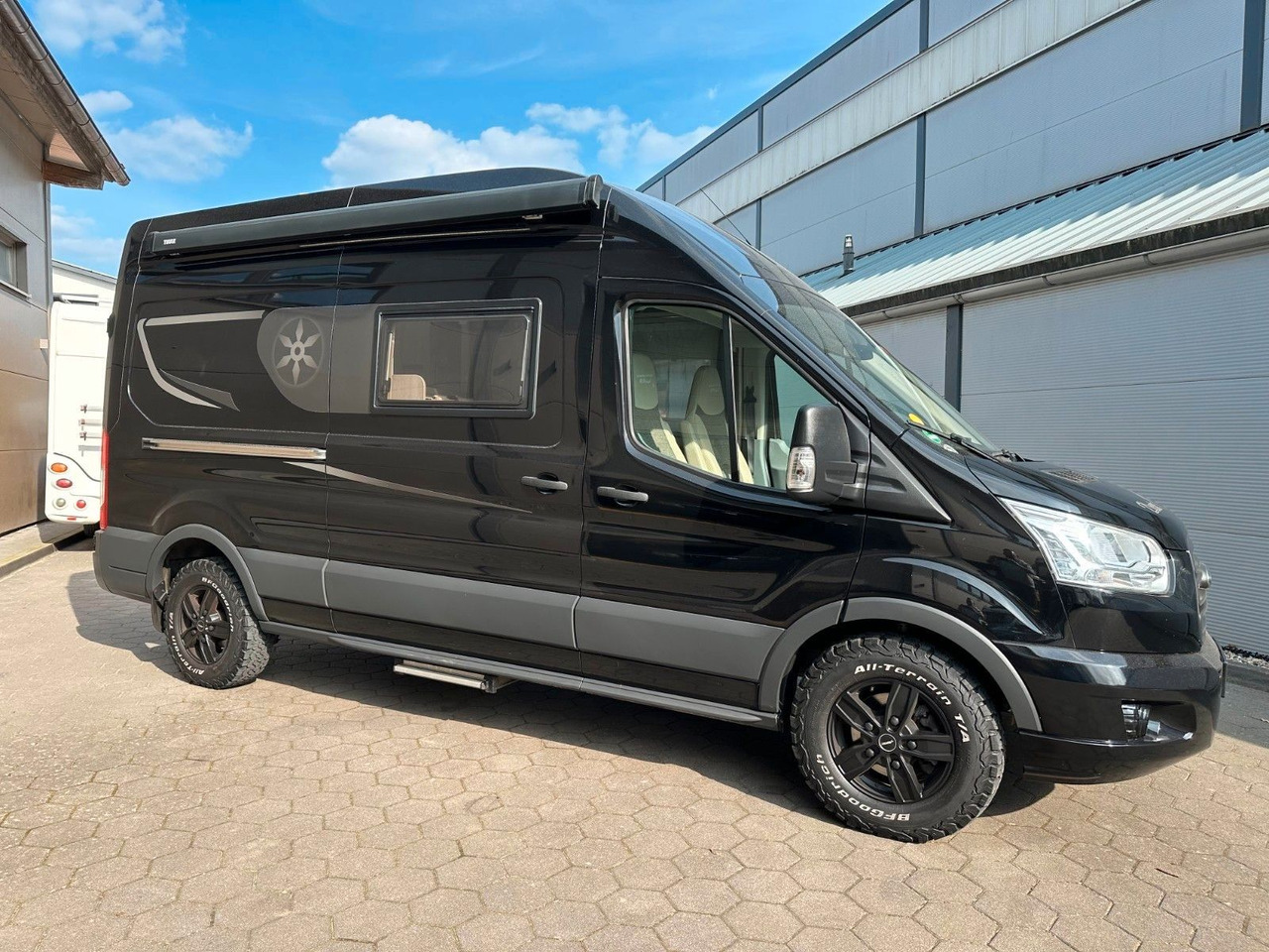 Karmann Dexter 560 Trend 4x4/1.Hand/Festbett/Klima/Solar - Campervan: picture 3 Karmann Dexter 560 Trend 4x4/1.Hand/Festbett/Klima/Solar - Campervan: picture 3