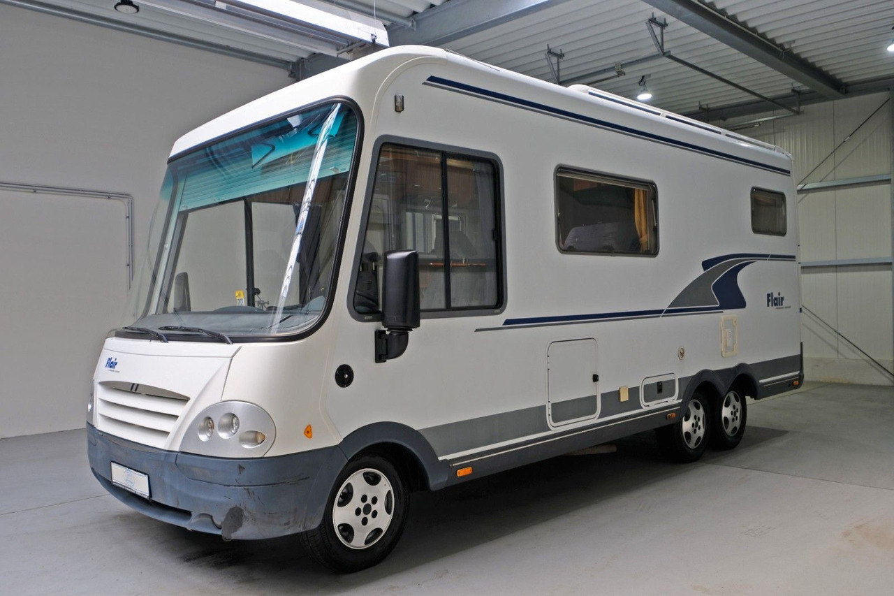 Niesmann + Bischoff Flair I 6700TA/Festbett+Hubbett/Klima/Garage - Integrated motorhome: picture 2 Niesmann + Bischoff Flair I 6700TA/Festbett+Hubbett/Klima/Garage - Integrated motorhome: picture 2