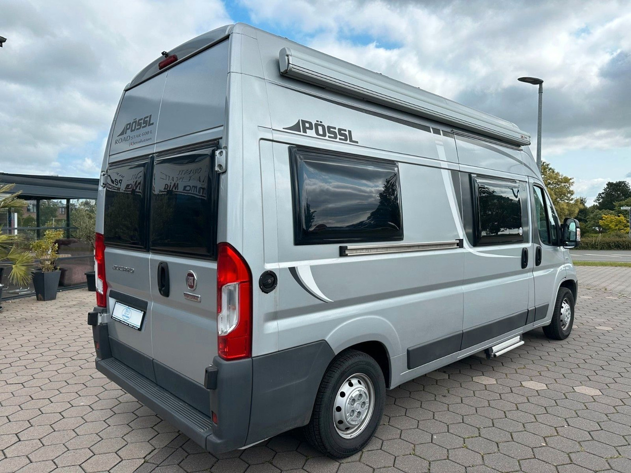 Pössl Roadstar 600 L Revolution/Festbett+Hubbett/TOP - Campervan: picture 4 Pössl Roadstar 600 L Revolution/Festbett+Hubbett/TOP - Campervan: picture 4