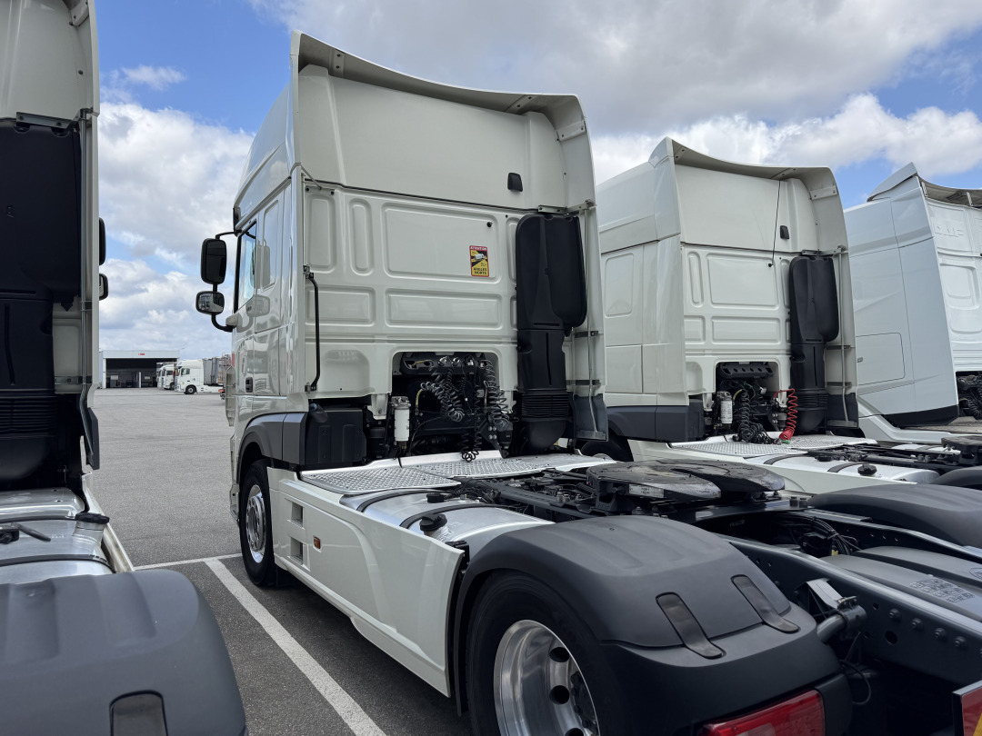 DAF XF 480 Super Space Cab - Tractor unit: picture 4 DAF XF 480 Super Space Cab - Tractor unit: picture 4