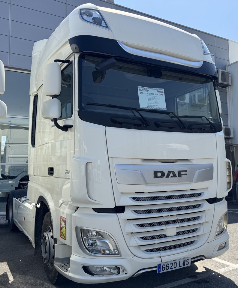 DAF XF 530 - Tractor unit: picture 2 DAF XF 530 - Tractor unit: picture 2