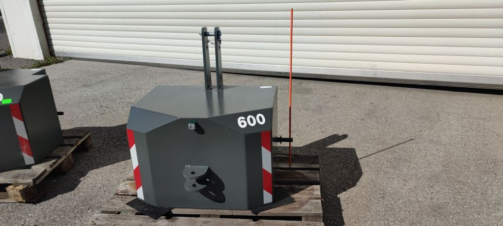 Stekro Frontgewicht 600/800/1000kg (16003) - Counterweight for Farm tractor: picture 2 Stekro Frontgewicht 600/800/1000kg (16003) - Counterweight for Farm tractor: picture 2