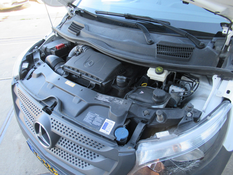 Refrigerated delivery van Mercedes-Benz Vito 639/5 4x4 113CDI DENSO koelinbouw: picture 18 Refrigerated delivery van Mercedes-Benz Vito 639/5 4x4 113CDI DENSO koelinbouw: picture 18