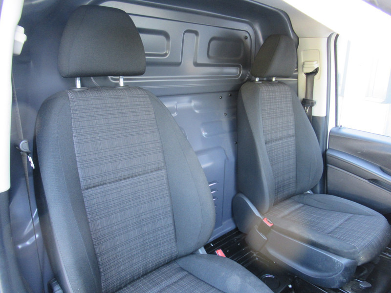 Refrigerated delivery van Mercedes-Benz Vito 639/5 4x4 113CDI DENSO koelinbouw: picture 15 Refrigerated delivery van Mercedes-Benz Vito 639/5 4x4 113CDI DENSO koelinbouw: picture 15