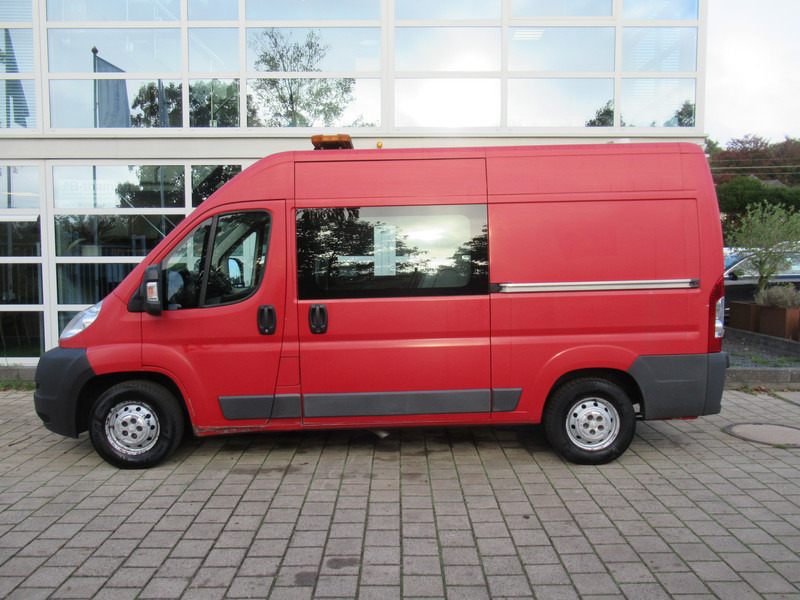 Peugeot Boxer 330 2.2 HDI 96KW L2H2 Dubbelcabine P+ DOKA - Small van, Crew cab van: picture 4 Peugeot Boxer 330 2.2 HDI 96KW L2H2 Dubbelcabine P+ DOKA - Small van, Crew cab van: picture 4
