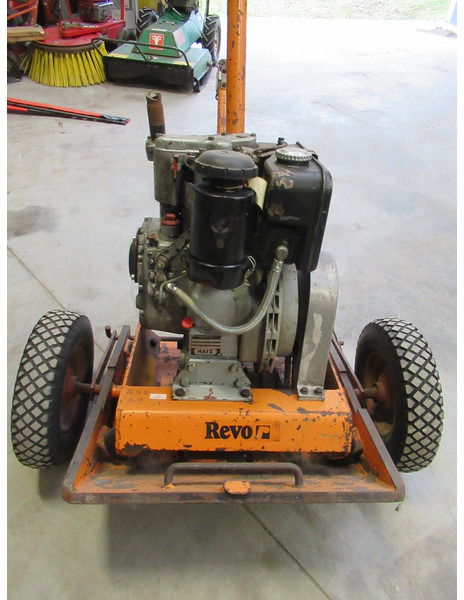 REVO Nemaco DM 3500 Hatz ES75 Diesel trilplaat - Plate compactor: picture 3 REVO Nemaco DM 3500 Hatz ES75 Diesel trilplaat - Plate compactor: picture 3