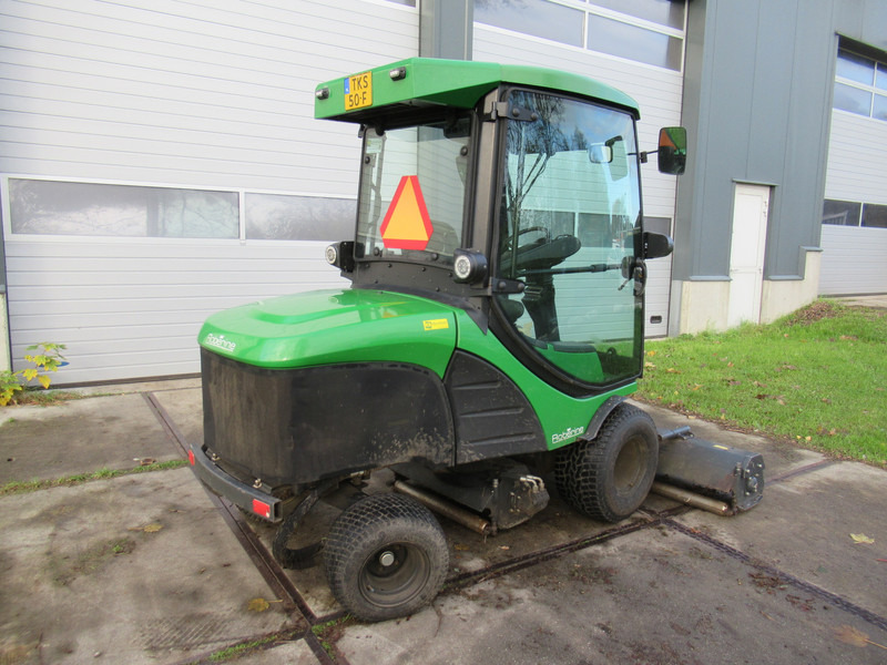 ROBERINE F3 3-delige klepelmaaier 30KW 4WD 4x4 - Lawn mower: picture 5 ROBERINE F3 3-delige klepelmaaier 30KW 4WD 4x4 - Lawn mower: picture 5