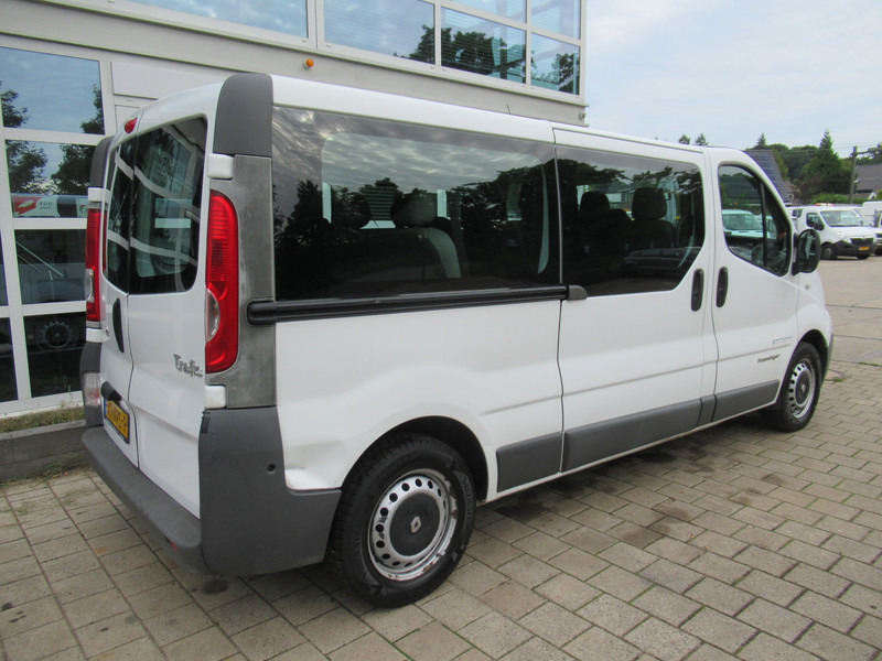 Renault Trafic 2.0 DCi 115 Lang 9-persoons Personenbus Passenger - Minibus, People carrier: picture 5 Renault Trafic 2.0 DCi 115 Lang 9-persoons Personenbus Passenger - Minibus, People carrier: picture 5