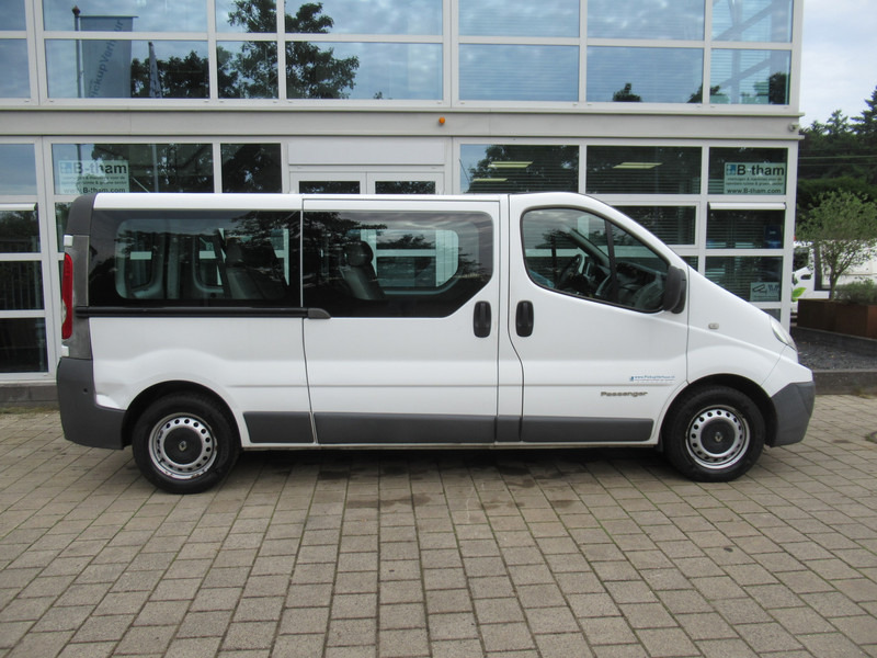Renault Trafic 2.0 DCi 115 Lang 9-persoons Personenbus Passenger - Minibus, People carrier: picture 2 Renault Trafic 2.0 DCi 115 Lang 9-persoons Personenbus Passenger - Minibus, People carrier: picture 2