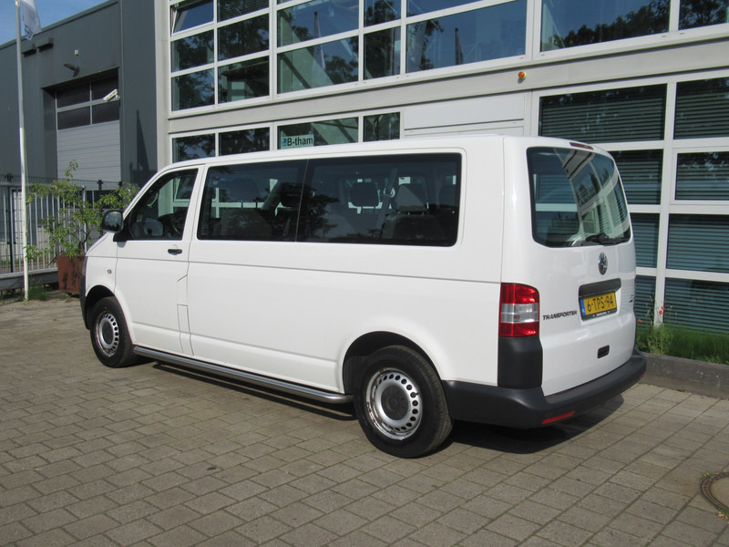 Volkswagen Transporter Kombi T5 2.0 TDI 62KW L2H1 Comf. 9-Personen - Minibus, People carrier: picture 2 Volkswagen Transporter Kombi T5 2.0 TDI 62KW L2H1 Comf. 9-Personen - Minibus, People carrier: picture 2