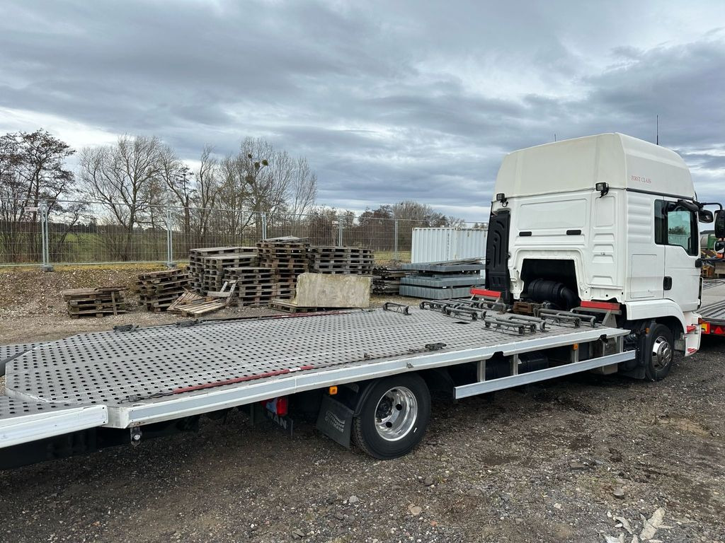 MAN TGL 8.250 XLX Fahrerhaus*VDI 2700* MAN TGL 8.250*4er Zug*XLX Kabine*VDI 2700* - Car transporter truck: picture 5 MAN TGL 8.250 XLX Fahrerhaus*VDI 2700* MAN TGL 8.250*4er Zug*XLX Kabine*VDI 2700* - Car transporter truck: picture 5