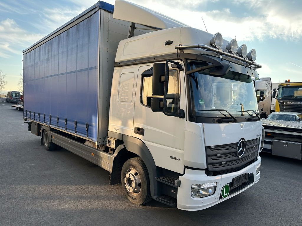 Mercedes-Benz Atego 824 Top-Ausstattung*Plane-Pritsche*Top - Curtain side truck: picture 1 Mercedes-Benz Atego 824 Top-Ausstattung*Plane-Pritsche*Top - Curtain side truck: picture 1