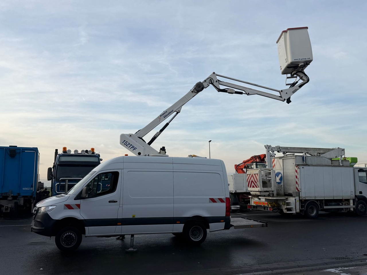 Mercedes-Benz Sprinter 516 CDI 15m/2-Punkt/Tüv neu/265kg - Truck mounted aerial platform: picture 4 Mercedes-Benz Sprinter 516 CDI 15m/2-Punkt/Tüv neu/265kg - Truck mounted aerial platform: picture 4