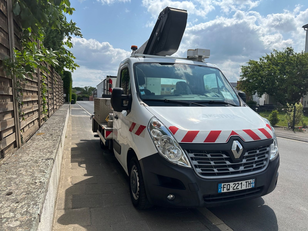 Renault Master III Steiger/11,2m/3,5t/Klubb K26/AHK - Truck mounted aerial platform: picture 4 Renault Master III Steiger/11,2m/3,5t/Klubb K26/AHK - Truck mounted aerial platform: picture 4