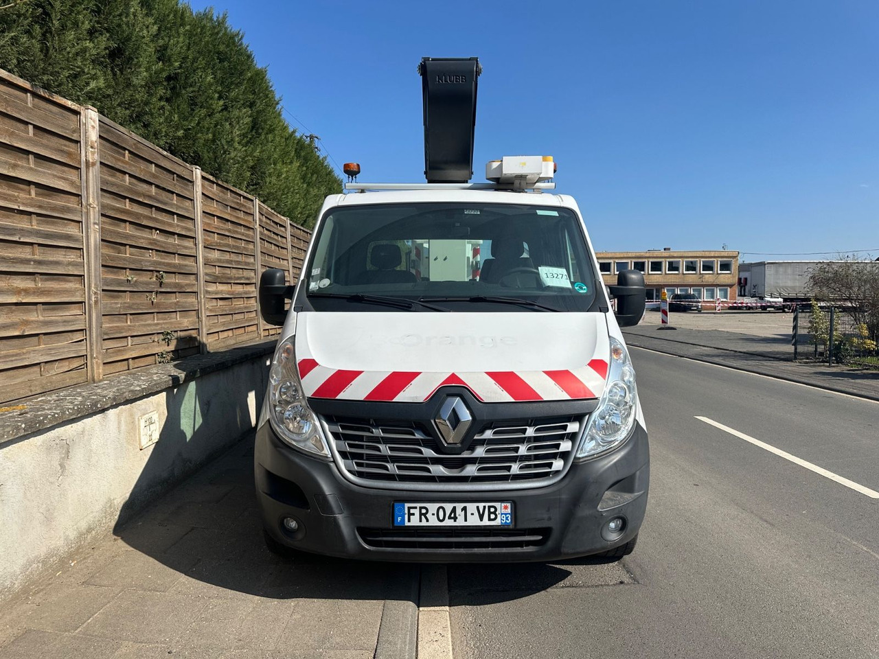 Renault Master III*Steiger 12m*orig.km*Topzustand* Renault Master III/Steiger 11,2m/orig.km*Topzustand* - Truck mounted aerial platform, Commercial vehicle: picture 3 Renault Master III*Steiger 12m*orig.km*Topzustand* Renault Master III/Steiger 11,2m/orig.km*Topzustand* - Truck mounted aerial platform, Commercial vehicle: picture 3