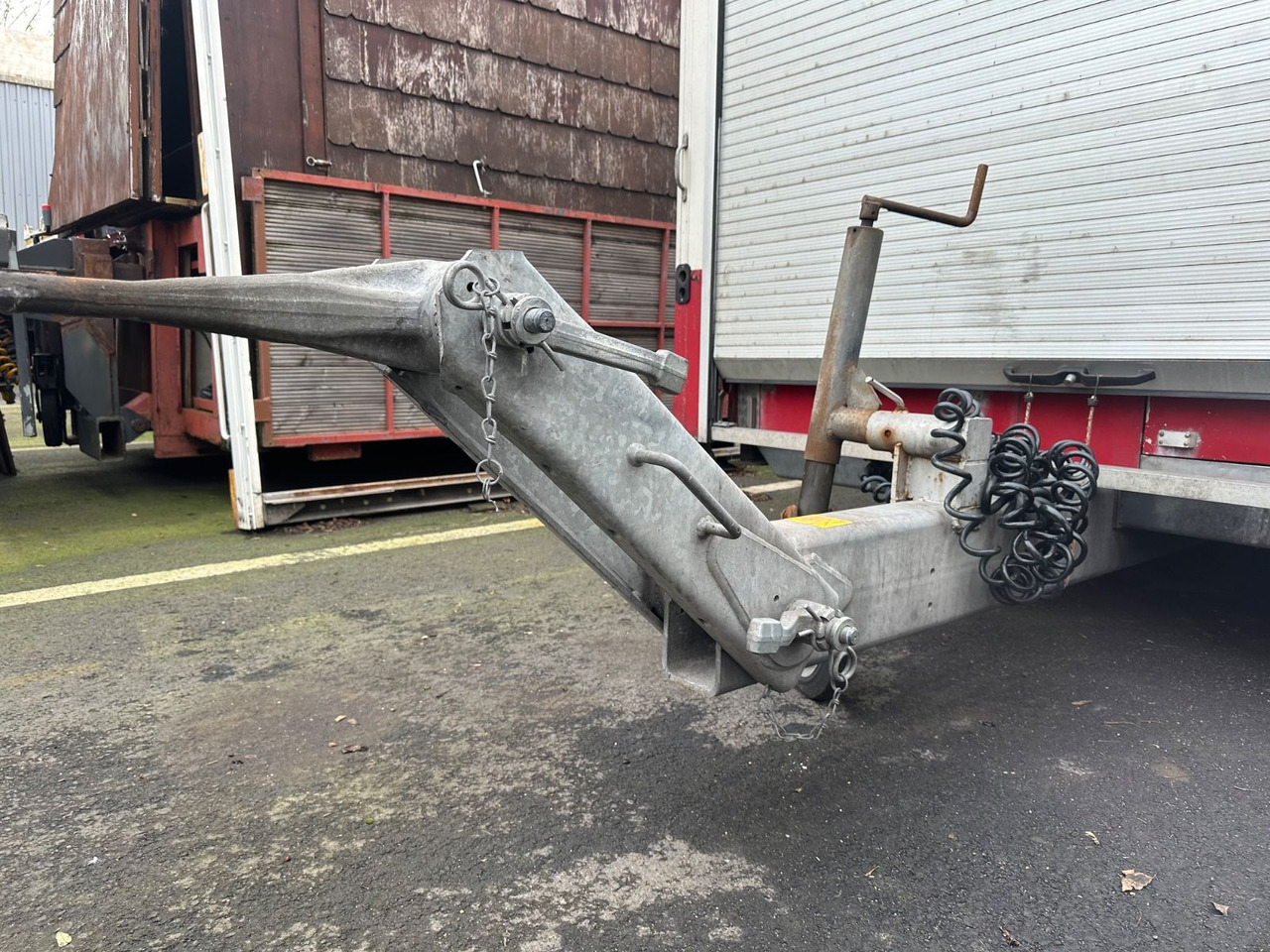 Tamco Merkur 6600D Fisch- Verkaufswagen Tamco Merkur 6600D Fisch- Verkaufswagen - Food trailer: picture 3 Tamco Merkur 6600D Fisch- Verkaufswagen Tamco Merkur 6600D Fisch- Verkaufswagen - Food trailer: picture 3