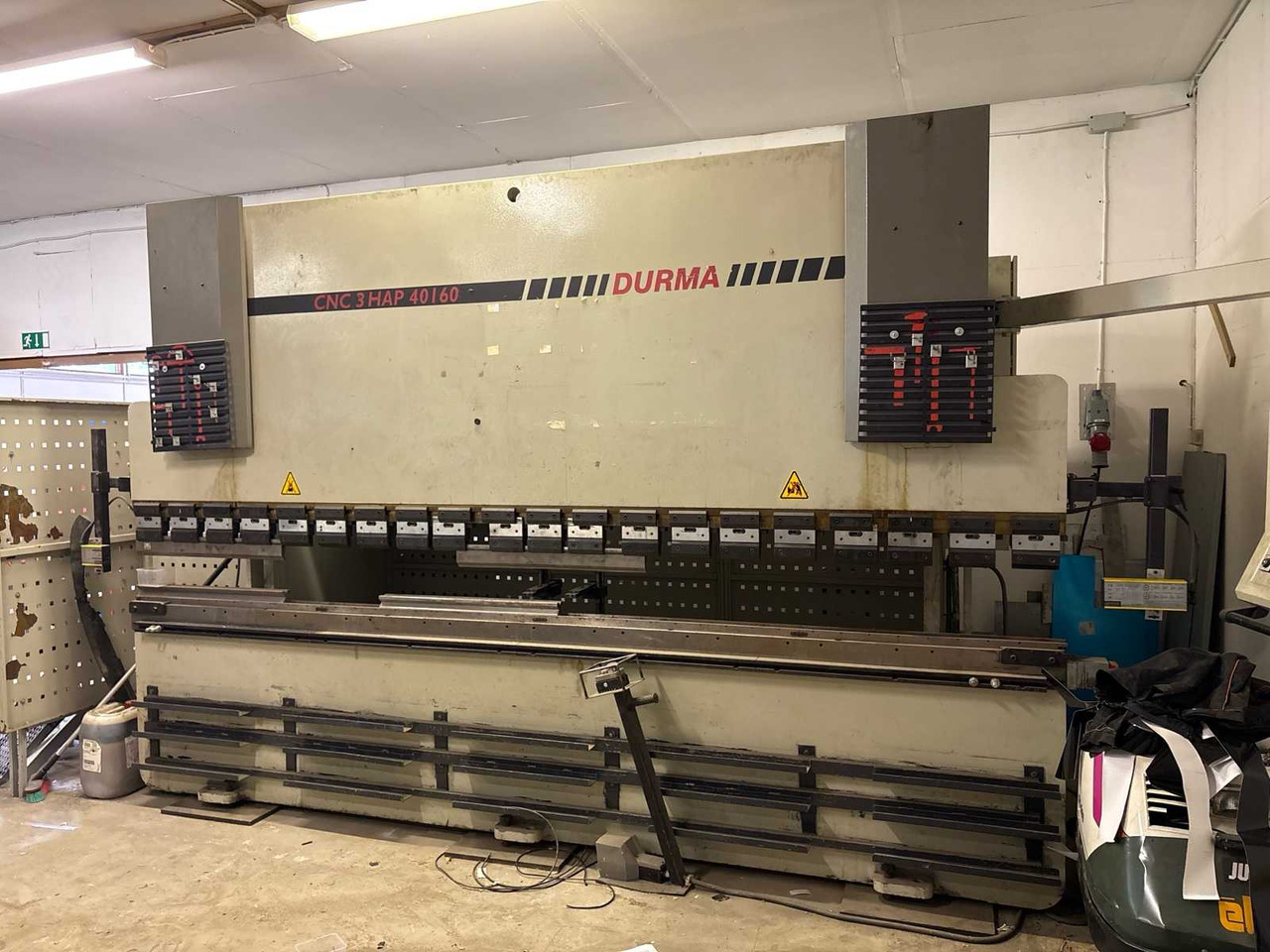 Press brake Durma CNC Hap 40160 - Machine tool: picture 2 Press brake Durma CNC Hap 40160 - Machine tool: picture 2