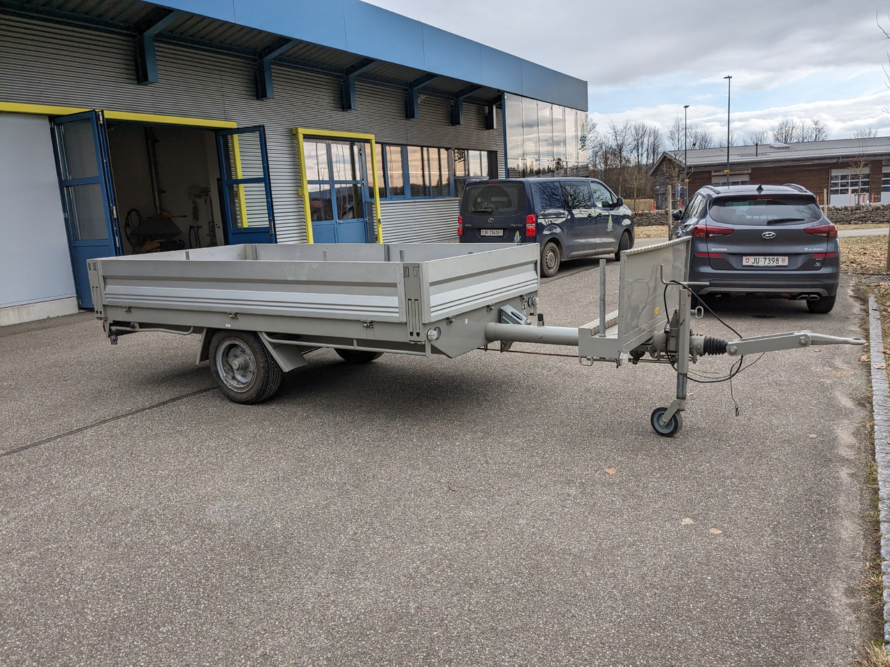 Zbinden - Dropside/ Flatbed trailer: picture 1 Zbinden - Dropside/ Flatbed trailer: picture 1