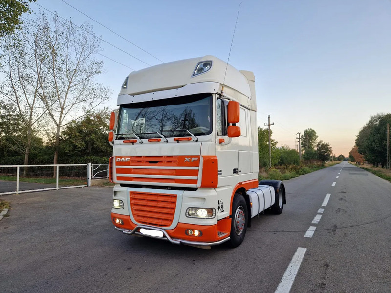 DAF XF 105.460 Manual - Terminal tractor: picture 2 DAF XF 105.460 Manual - Terminal tractor: picture 2