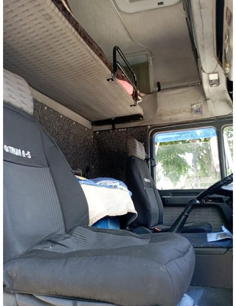 Tractor unit MAN 19.414 F2000: picture 14