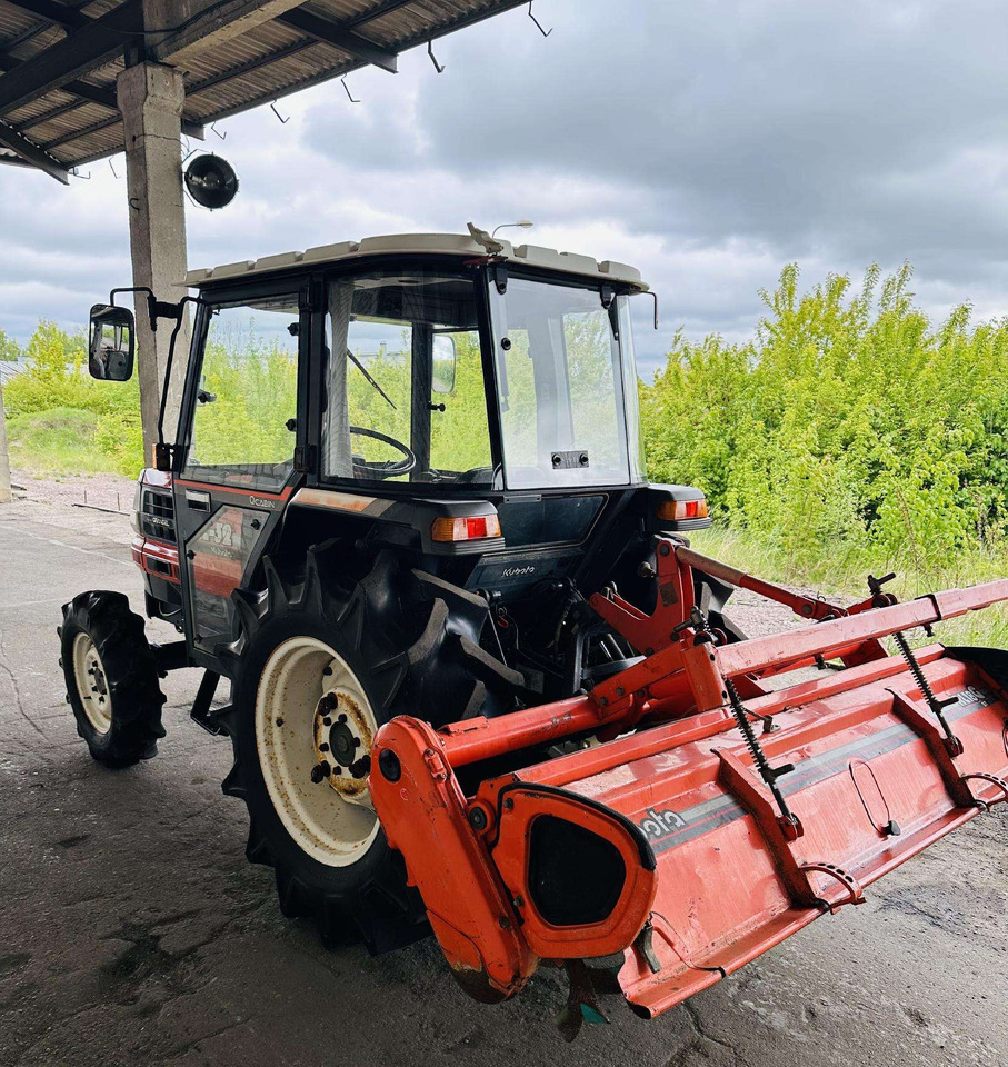 Kubota GL32 - Farm tractor: picture 4 Kubota GL32 - Farm tractor: picture 4