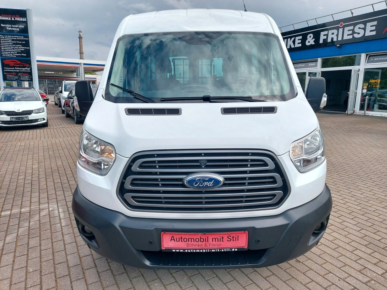 Ford Transit Kombi 350 L3 hoch Trend Rollstuhl Lift - People carrier: picture 3 Ford Transit Kombi 350 L3 hoch Trend Rollstuhl Lift - People carrier: picture 3