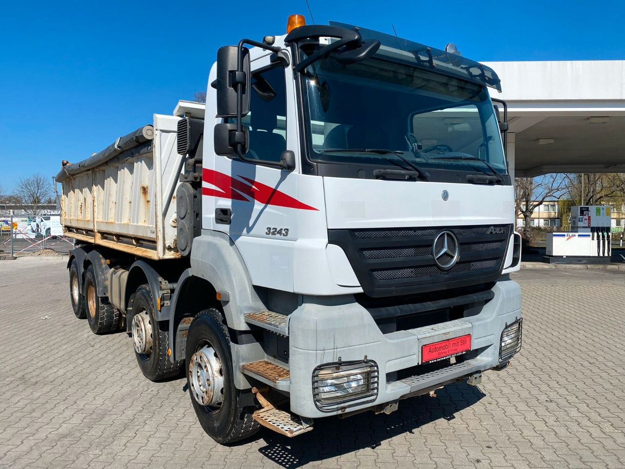 Mercedes-Benz Axor 2 C 4-Achser 3243 8x4 Kipp RETARDER MEILLER - Tipper: picture 4 Mercedes-Benz Axor 2 C 4-Achser 3243 8x4 Kipp RETARDER MEILLER - Tipper: picture 4