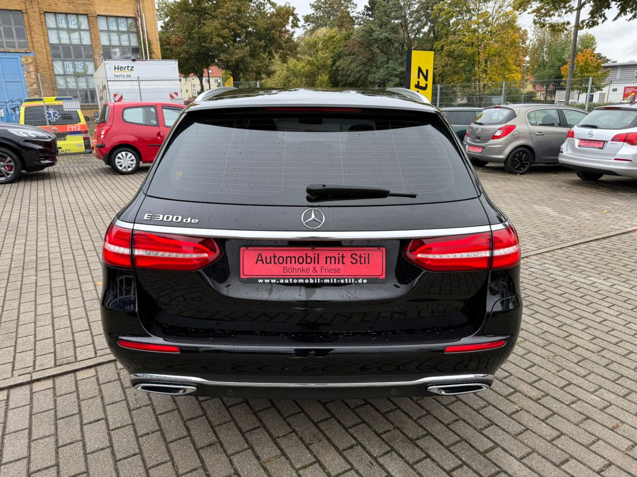 Mercedes-Benz E -Klasse T-Modell E 300 de LED NAVI ACC TEILLED - Estate car: picture 5 Mercedes-Benz E -Klasse T-Modell E 300 de LED NAVI ACC TEILLED - Estate car: picture 5