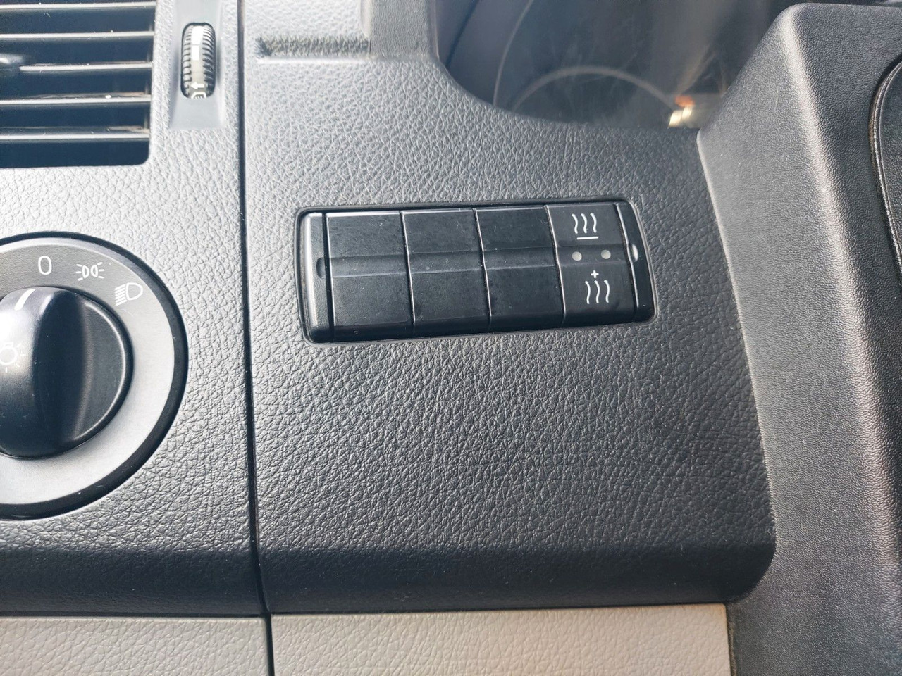 Mercedes-Benz Sprinter II Pritsche/DoKa 315 CDI AHK TÜV 27 - Open body delivery van, Crew cab van: picture 2 Mercedes-Benz Sprinter II Pritsche/DoKa 315 CDI AHK TÜV 27 - Open body delivery van, Crew cab van: picture 2