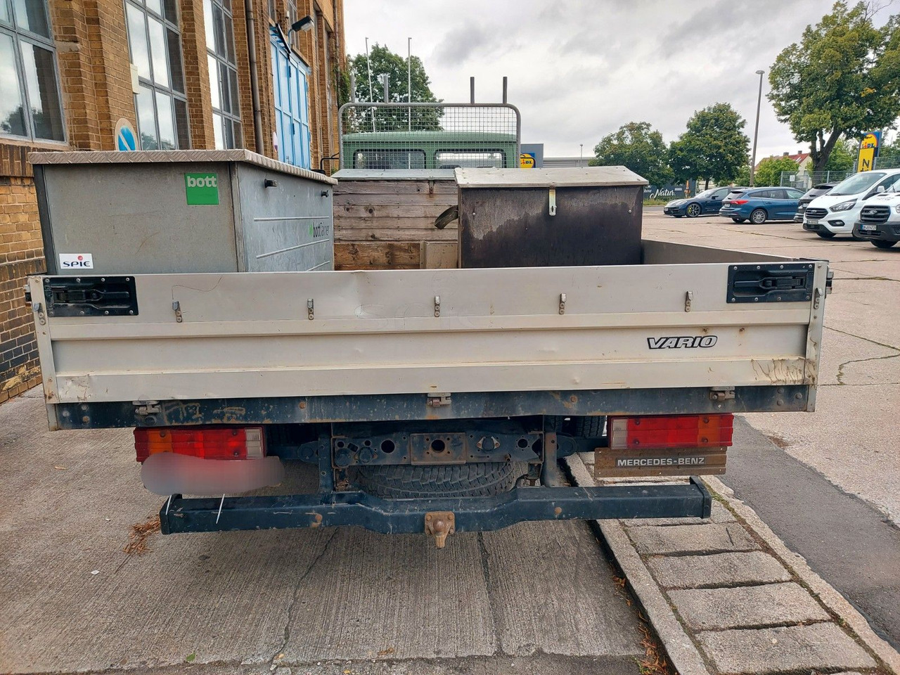 Open body delivery van Mercedes-Benz Vario 613D Pritsche lang extralang: picture 6 Open body delivery van Mercedes-Benz Vario 613D Pritsche lang extralang: picture 6