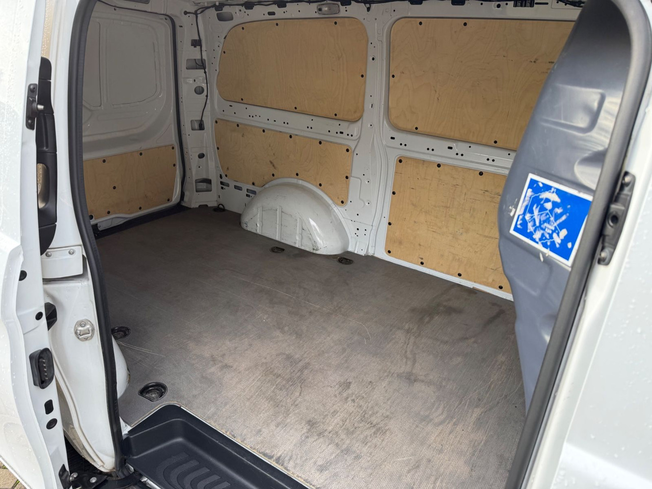 Leasing of  Mercedes-Benz Vito Kasten 114 CDI RWD lang KLIMA NAVI KAMERA P Mercedes-Benz Vito Kasten 114 CDI RWD lang KLIMA NAVI KAMERA P: picture 13