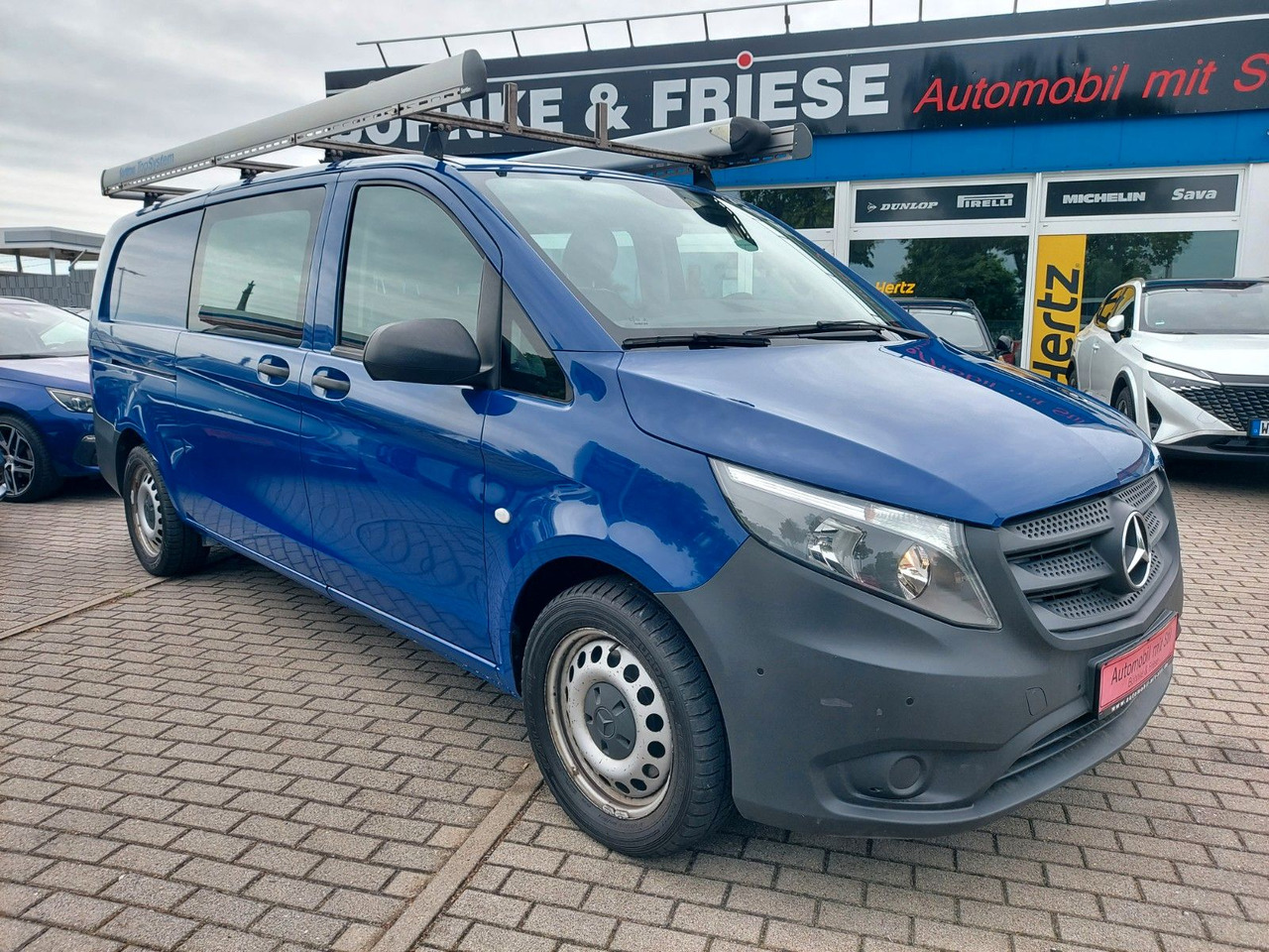 Mercedes-Benz Vito Mixto 114 4MATIC Extra lang Autom. 4x4 - People carrier: picture 3 Mercedes-Benz Vito Mixto 114 4MATIC Extra lang Autom. 4x4 - People carrier: picture 3
