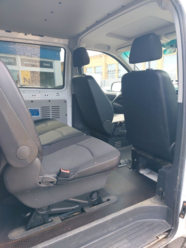 Mercedes-Benz Vito Mixto 4x4 116 CDI lang Autom. Tempo - People carrier: picture 5 Mercedes-Benz Vito Mixto 4x4 116 CDI lang Autom. Tempo - People carrier: picture 5
