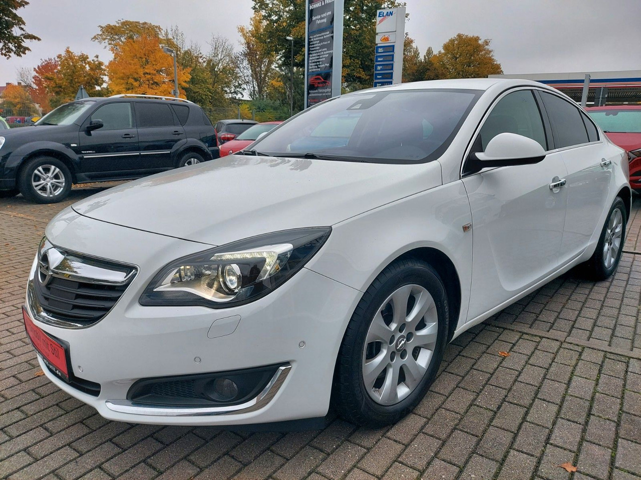 Opel Insignia A Lim. Automatik Leder Navi Xenon Led - Saloon car: picture 5 Opel Insignia A Lim. Automatik Leder Navi Xenon Led - Saloon car: picture 5