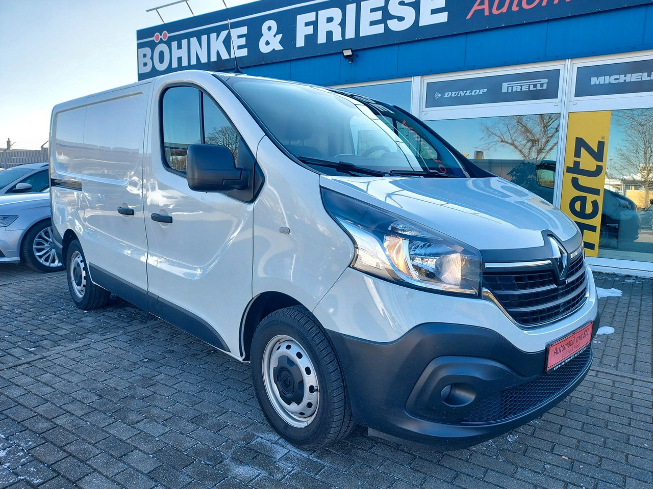 Renault Trafic Kasten L1H1 2,8t Komfort Klima Navi Tempo Renault Trafic Kasten L1H1 2,8t Komfort Klima Navi Tempo - Minibus, People carrier: picture 3 Renault Trafic Kasten L1H1 2,8t Komfort Klima Navi Tempo Renault Trafic Kasten L1H1 2,8t Komfort Klima Navi Tempo - Minibus, People carrier: picture 3