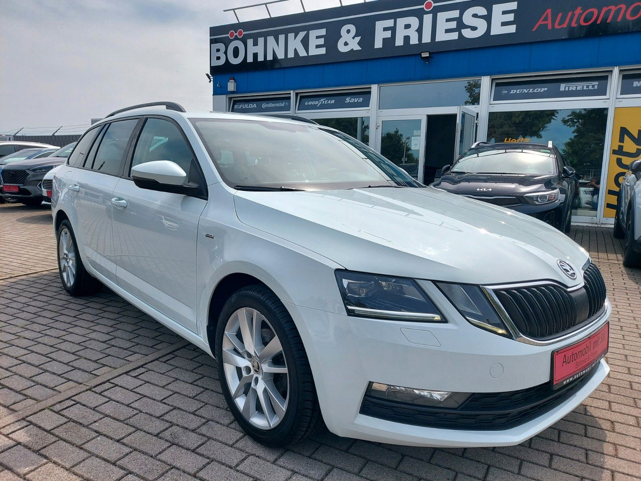 Skoda Octavia Combi Drive LED ACC Radar DAB 8xRad AHK - Estate car: picture 1 Skoda Octavia Combi Drive LED ACC Radar DAB 8xRad AHK - Estate car: picture 1