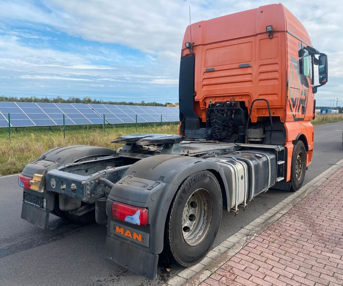 MAN TGX 18.440 4x2 KIPPHYDRAULIK - Tractor unit: picture 4 MAN TGX 18.440 4x2 KIPPHYDRAULIK - Tractor unit: picture 4
