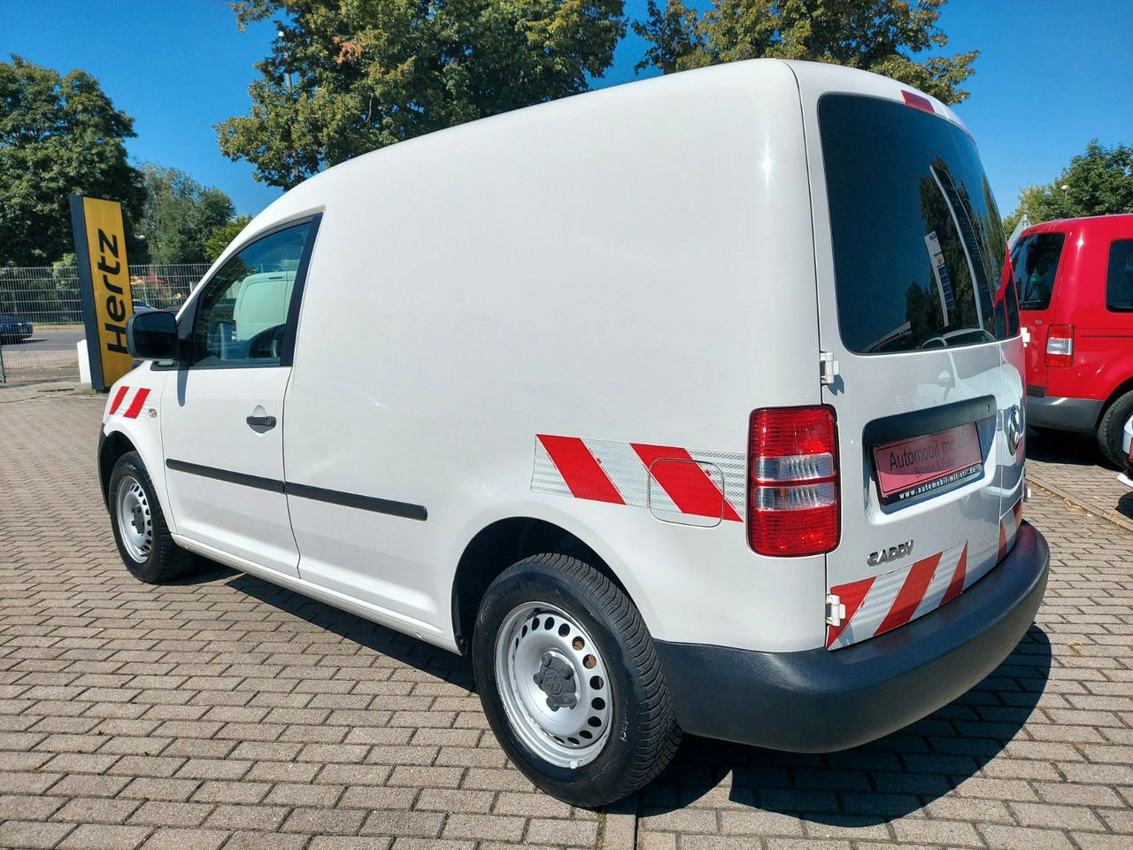 Volkswagen Caddy Kasten Kombi 2 Sitze Klima M+S - People carrier: picture 5 Volkswagen Caddy Kasten Kombi 2 Sitze Klima M+S - People carrier: picture 5