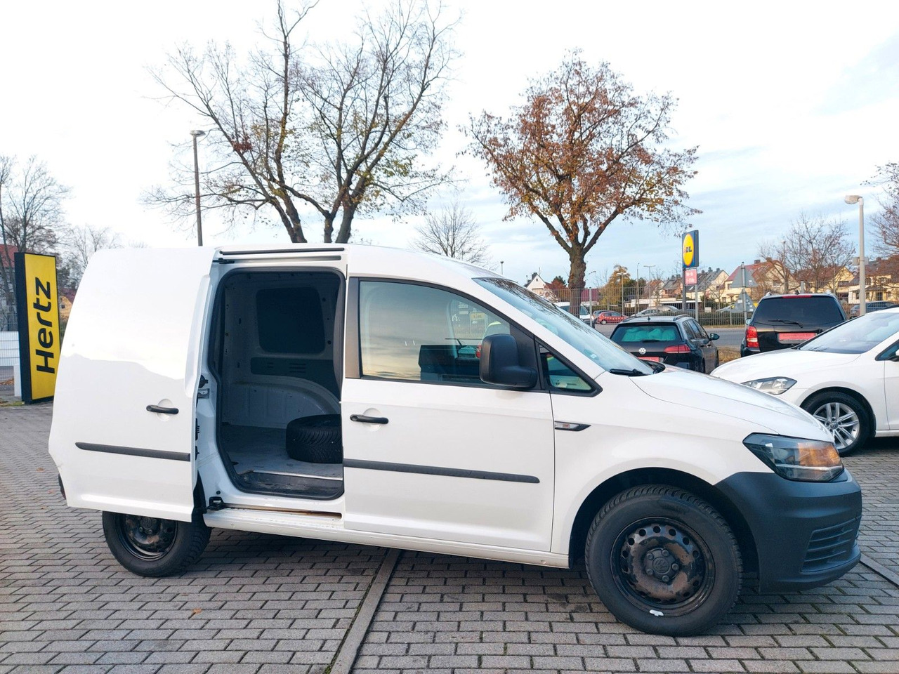Volkswagen Caddy Nfz Kasten 4Motion 4x4 Klima - People carrier: picture 2 Volkswagen Caddy Nfz Kasten 4Motion 4x4 Klima - People carrier: picture 2