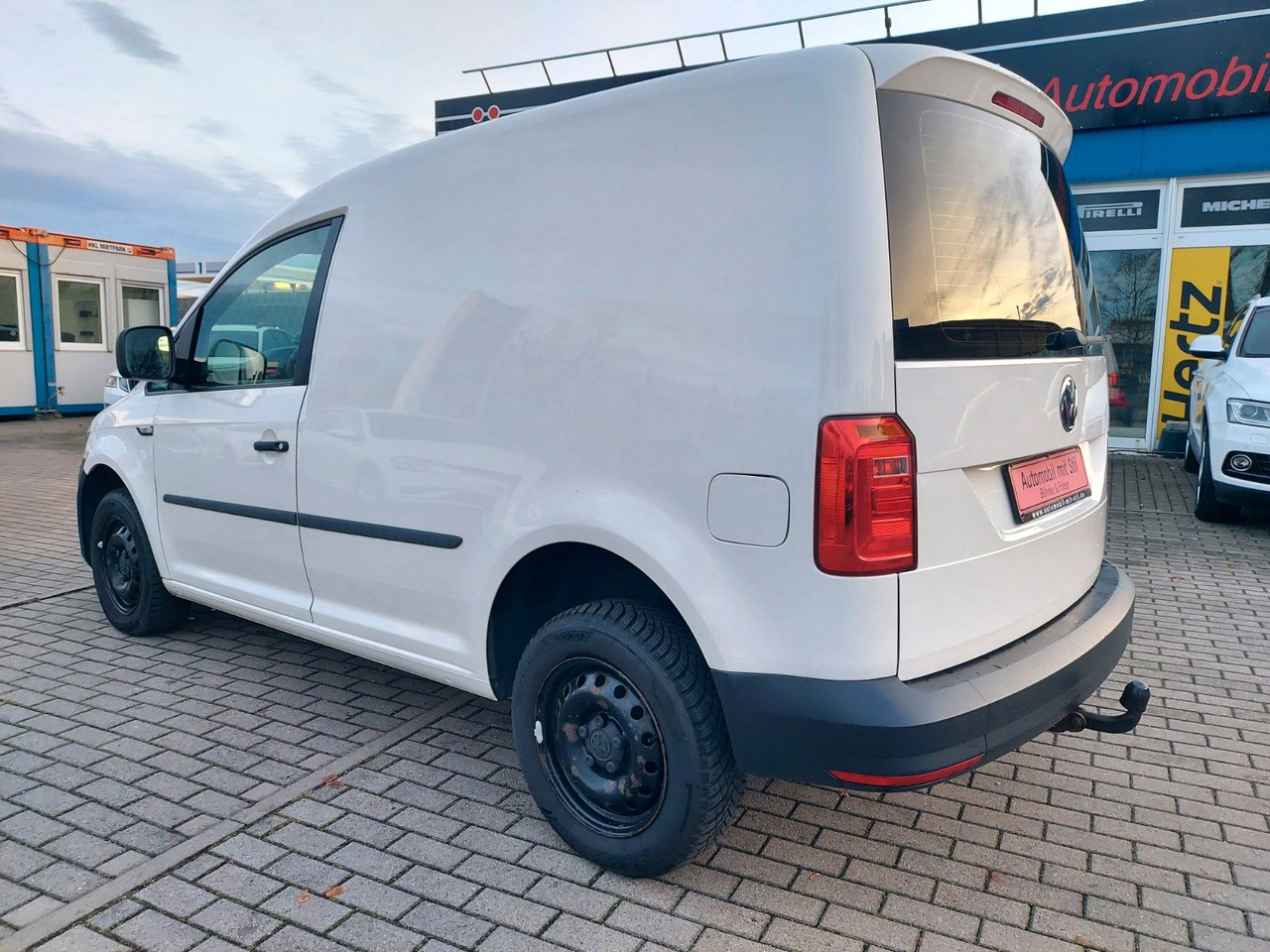 Volkswagen Caddy Nfz Kasten 4Motion 4x4 Klima - People carrier: picture 5 Volkswagen Caddy Nfz Kasten 4Motion 4x4 Klima - People carrier: picture 5