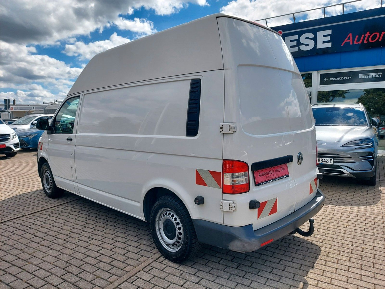 Volkswagen T5 Transporter Kasten Kombi Hoch lang Camper - People carrier: picture 5 Volkswagen T5 Transporter Kasten Kombi Hoch lang Camper - People carrier: picture 5