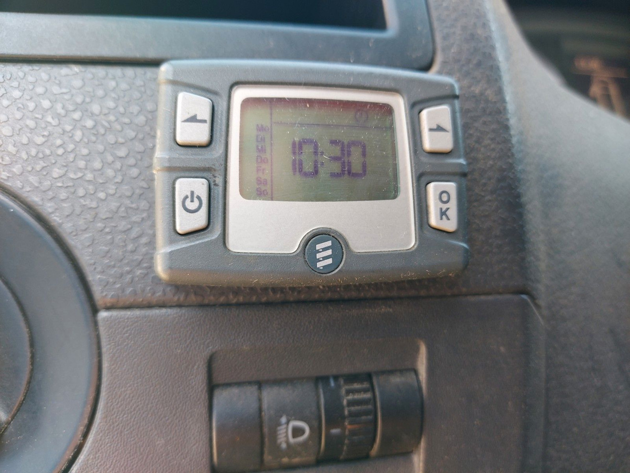 Volkswagen T5 Transporter Kasten Kombi lang 4Motion - People carrier: picture 4 Volkswagen T5 Transporter Kasten Kombi lang 4Motion - People carrier: picture 4