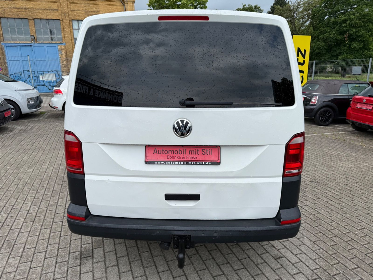 Volkswagen T6 Transporter Kasten Kombi lang 4Motion 5 Sitze - People carrier: picture 5 Volkswagen T6 Transporter Kasten Kombi lang 4Motion 5 Sitze - People carrier: picture 5