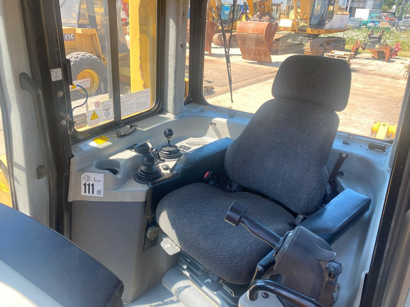 Caterpillar D6T XW NVT - Bulldozer: picture 4 Caterpillar D6T XW NVT - Bulldozer: picture 4