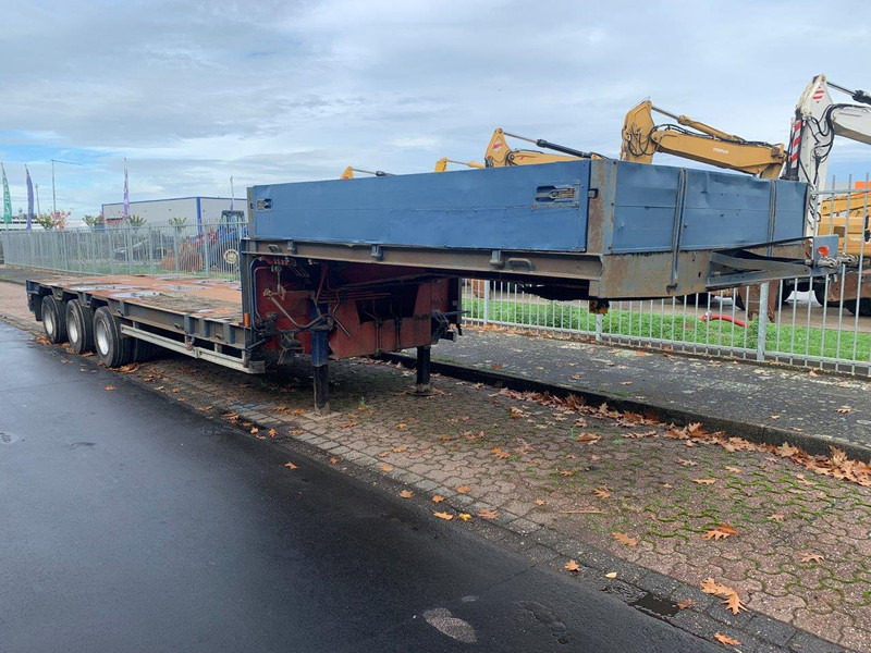 Goldhofer Goldhofer NVT - Low loader semi-trailer: picture 3 Goldhofer Goldhofer NVT - Low loader semi-trailer: picture 3