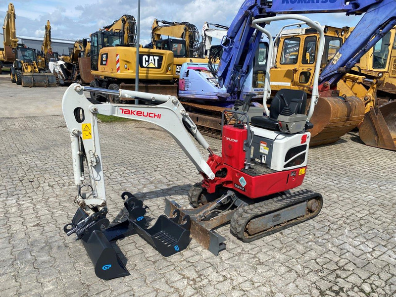 Takeuchi TB210R NVT - Mini excavator: picture 2 Takeuchi TB210R NVT - Mini excavator: picture 2